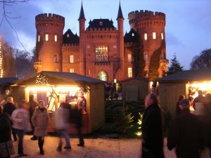 Weihnachtsmarkt im Schlosspark Moyland