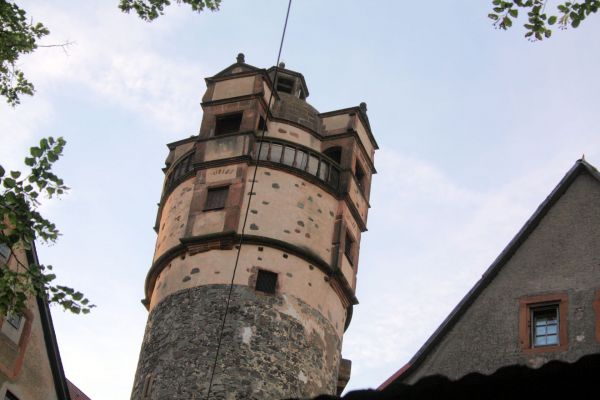 Bergfried der Ronneburg