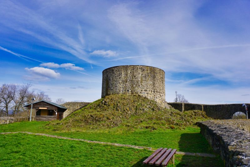 Burg Heiligenberg, Felsberg