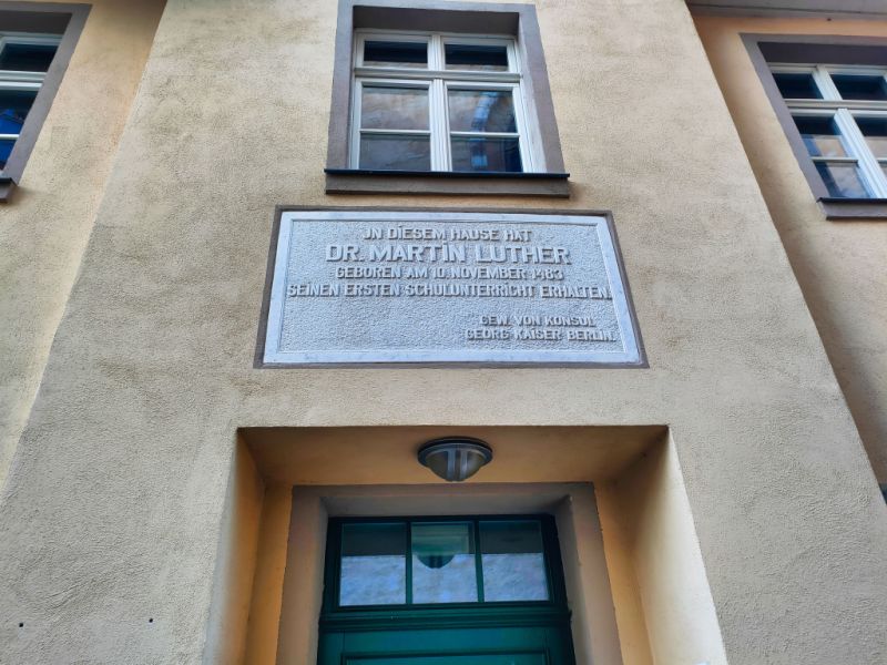 Schrifttafel Luthers Schule