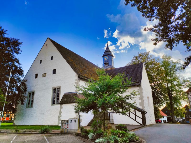 Außenansicht Marienkirche Aerzen