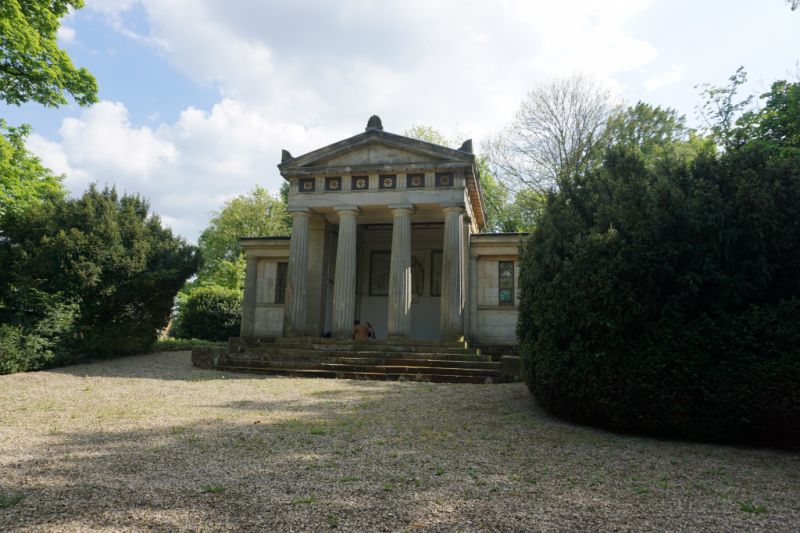 Mausoleum Tenge, Oerlinghausen