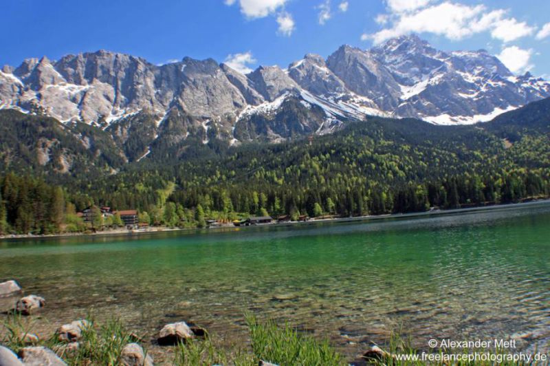 Eibsee bei Grainau mit der Zugspitze